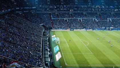 开云下载网址-最佳比赛节奏：那些“永不落幕”的欧冠夜晚，欧冠表演