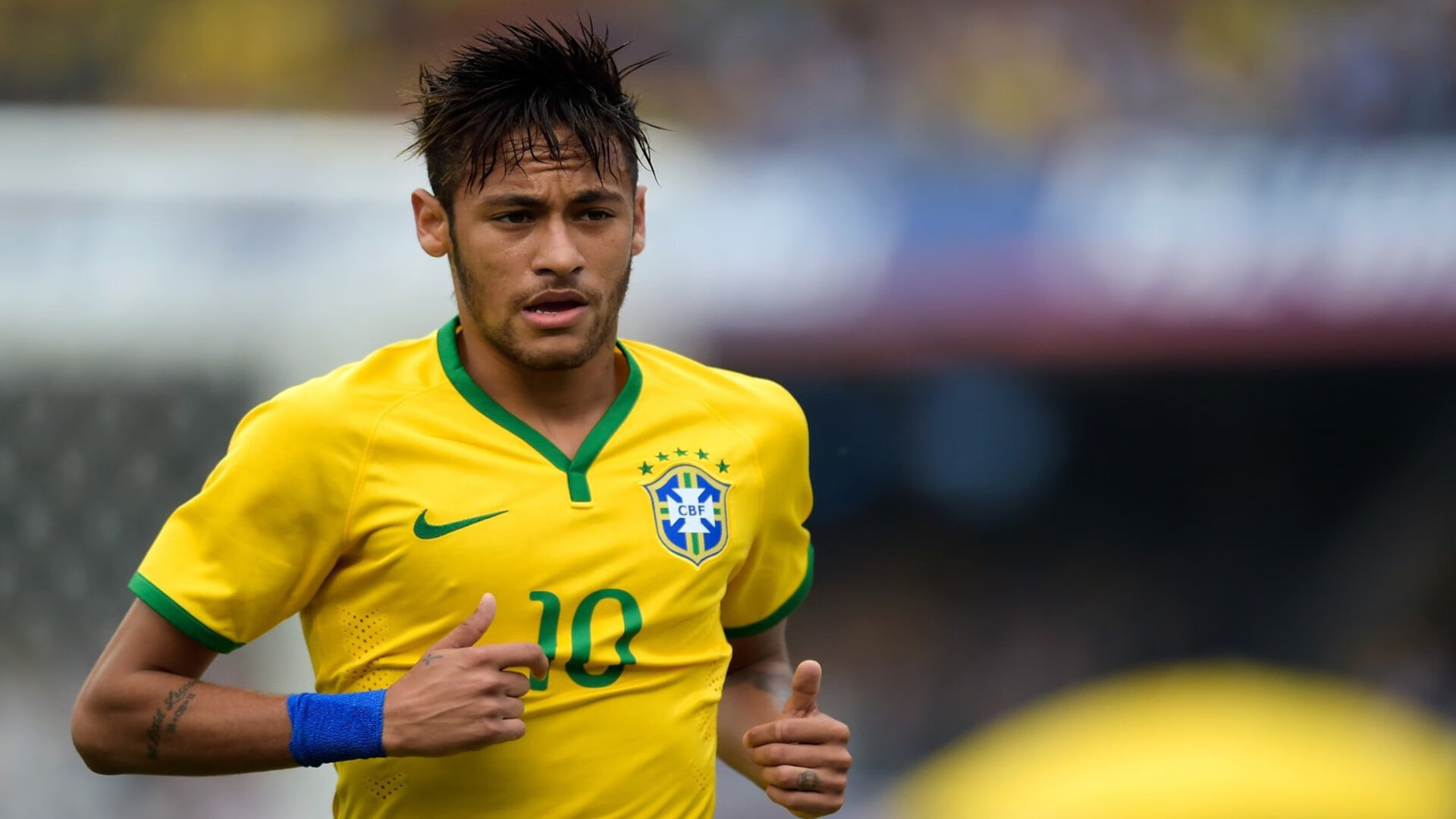 开云体育APP-法国队队长姆巴佩在欧洲杯中表现平平，金球奖争夺受影响，法国球队球星姆巴佩