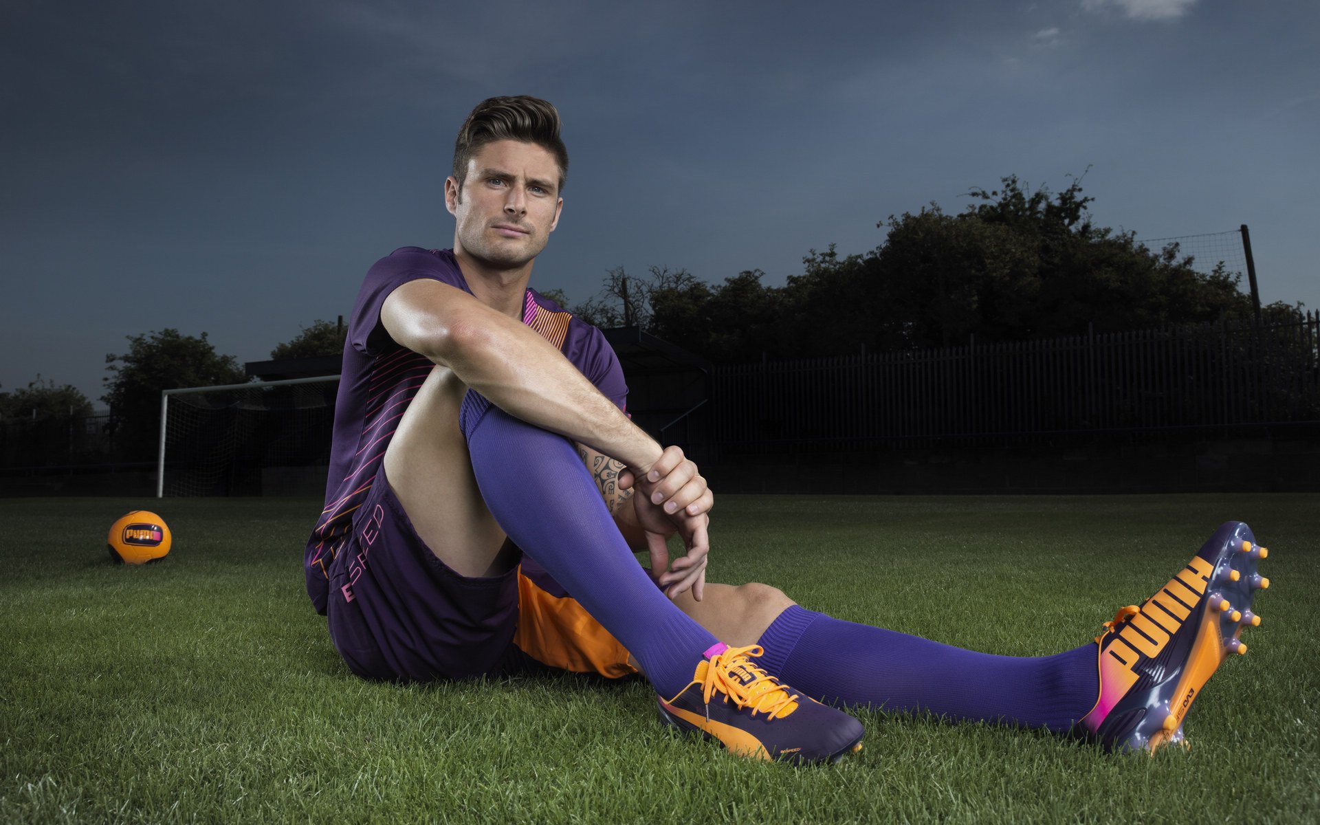 那不勒斯球迷现场助威，为球队鼓与呼，那不勒斯集锦