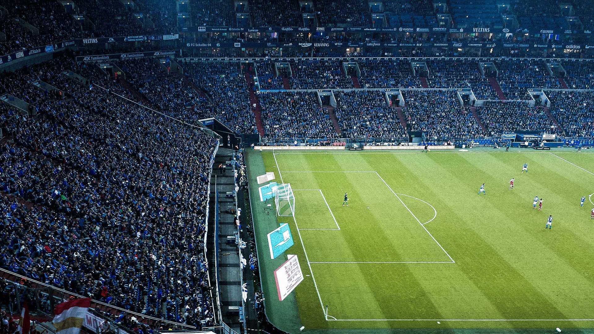 《电竞节庆活动不断：打造全民电竞狂欢盛典》，电竞节主题